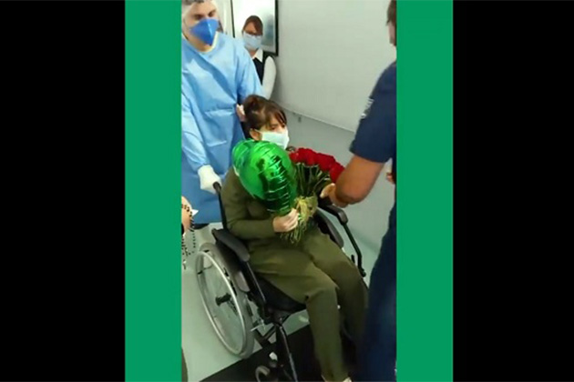 Vídeo: Paciente recuperada da Covid-19 é aplaudida pelos profissionais de saúde no Hospital da Unimed