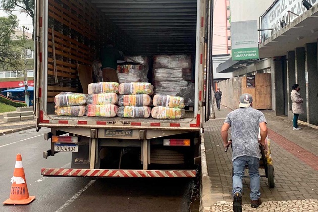 Paraná distribuí 20 mil cestas básicas para famílias de pessoas com portadores de necessidades especiais