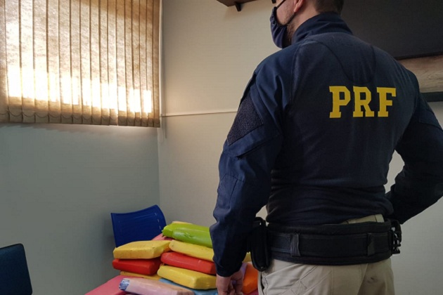 PRF apreende pasta-base de cocaína no valor de R$ 3,5 milhões na BR-277 em Guarapuava