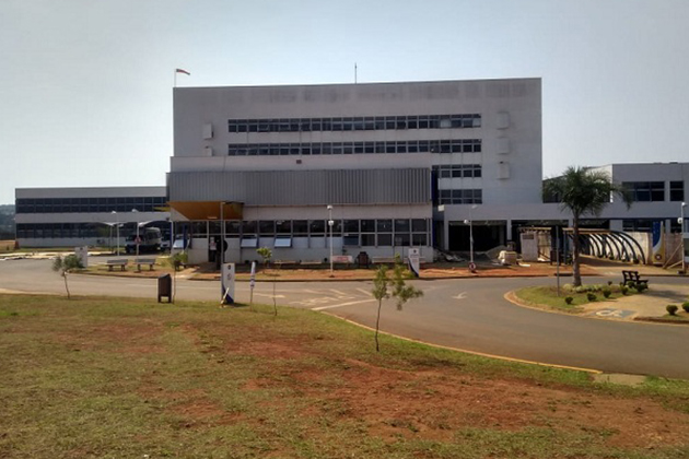 Departamentos ligados à UEPG repudiam desligamentos no Hospital Universitário