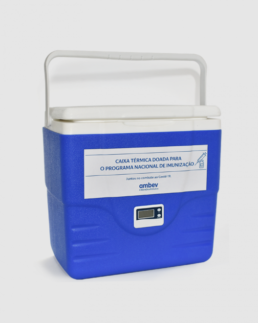 Ambev doa caixas térmicas que iriam para ambulantes no Carnaval para transportar vacinas contra COVID-19