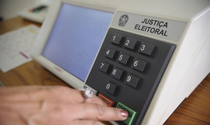 Mais de 120 empresas são denunciadas por assédio eleitoral no Paraná