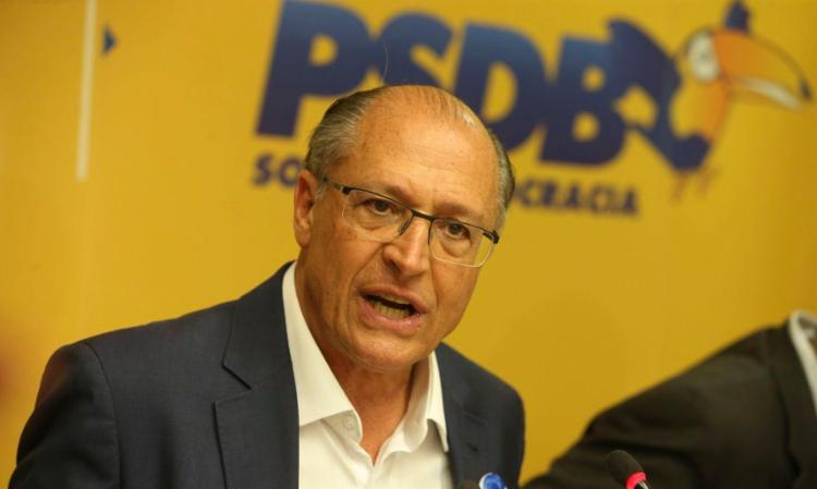 Geraldo Alckmin admite sair do PSDB por candidatura e disputa com Doria ao governo de SP