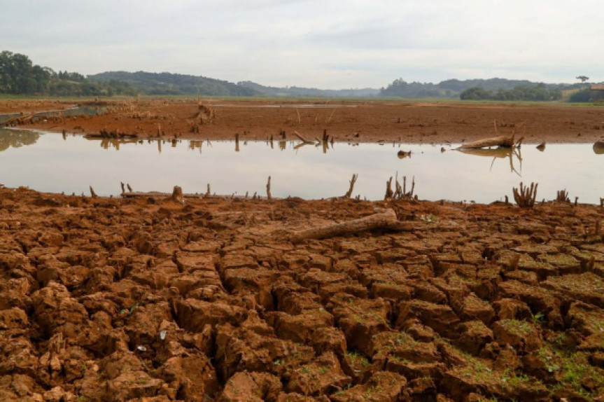 Frente Parlamentar Ambientalista do Paraná debate crise hídrica no estado