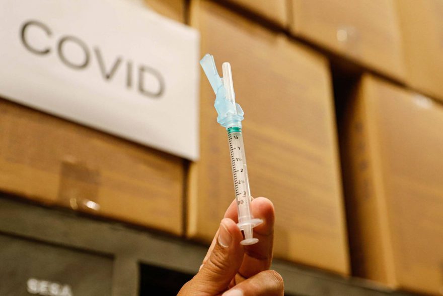 COVID-19: Vacinados há mais de 6 meses devem se preocupar com proteção?