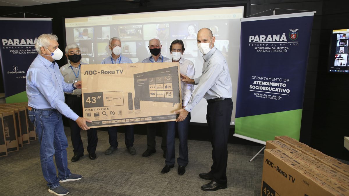 Governo do Estado entrega 150 televisores para unidades socioeducativas