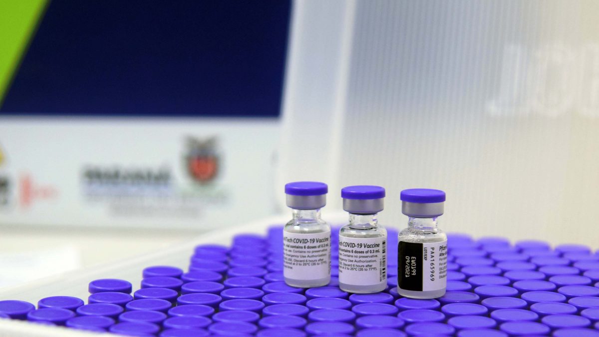 Paraná recebe nesta sexta-feira mais 567.450 vacinas contra a Covid-19
