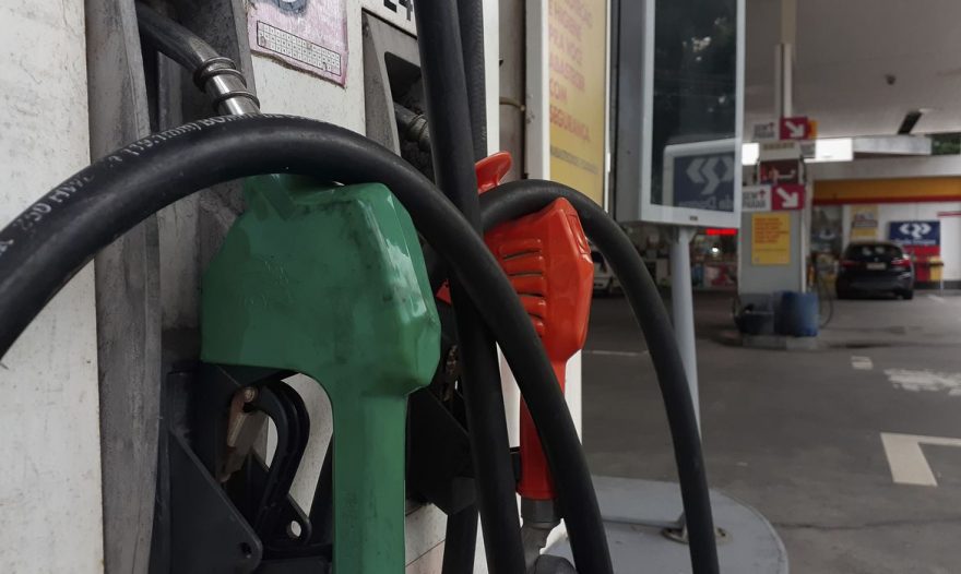 Governo Federal lança canal de denúncias sobre preço de combustíveis