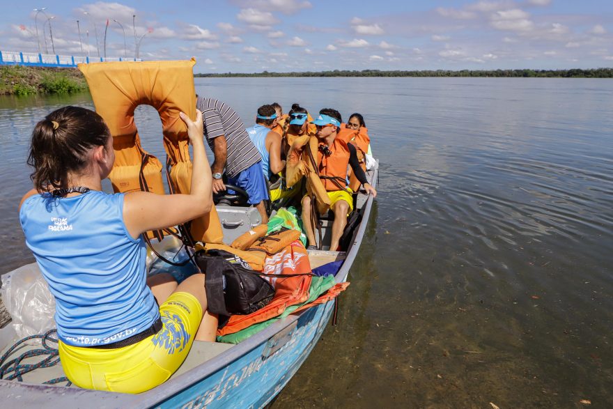 Paraná amplia opções de lazer a veranistas que visitam praias de água doce do Noroeste