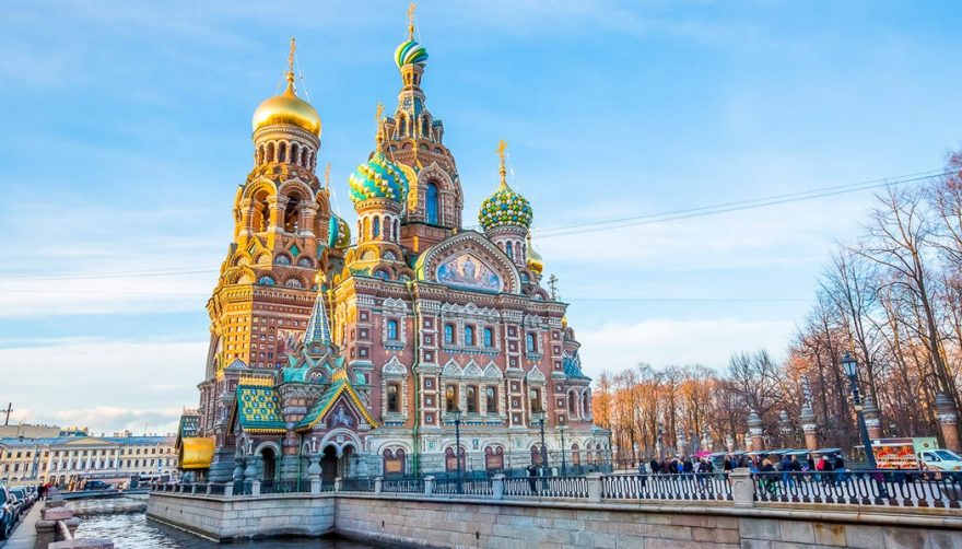 Rússia detecta OVNI e fecha espaço aéreo de São Petersburgo