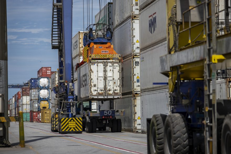 30,8 milhões de toneladas: portos fecham 1º semestre com alta de 6% na movimentação