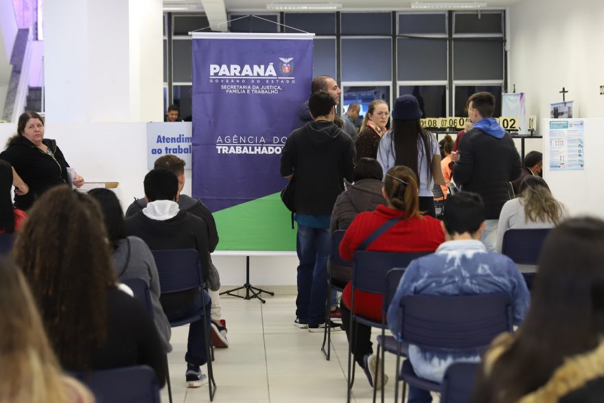 Agências do Trabalhador têm 15,9 mil vagas no Paraná